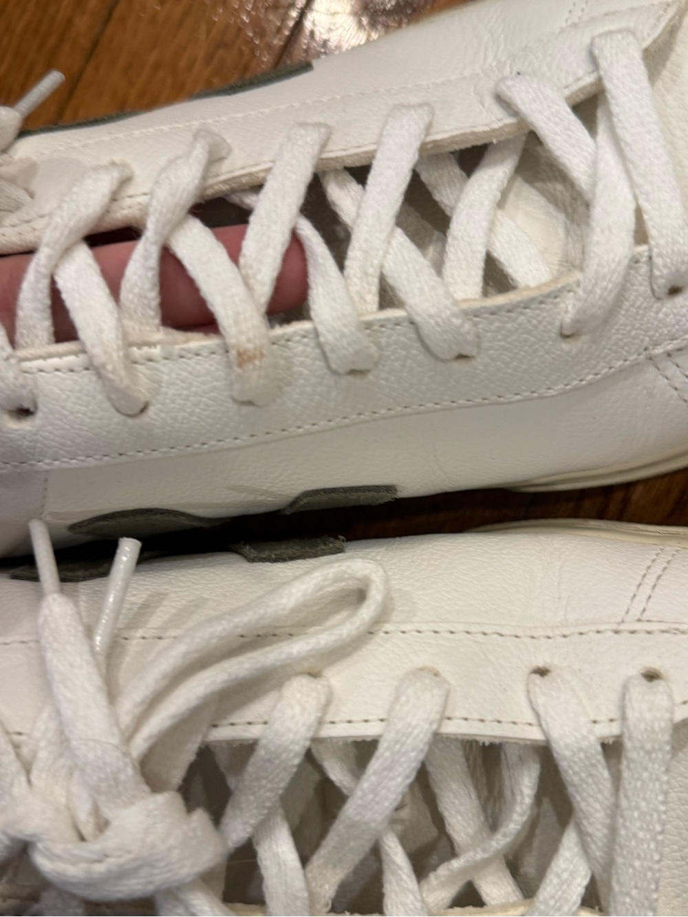 Men’s Veja Tennis Shoes / Sneakers - Picture 4 of 10